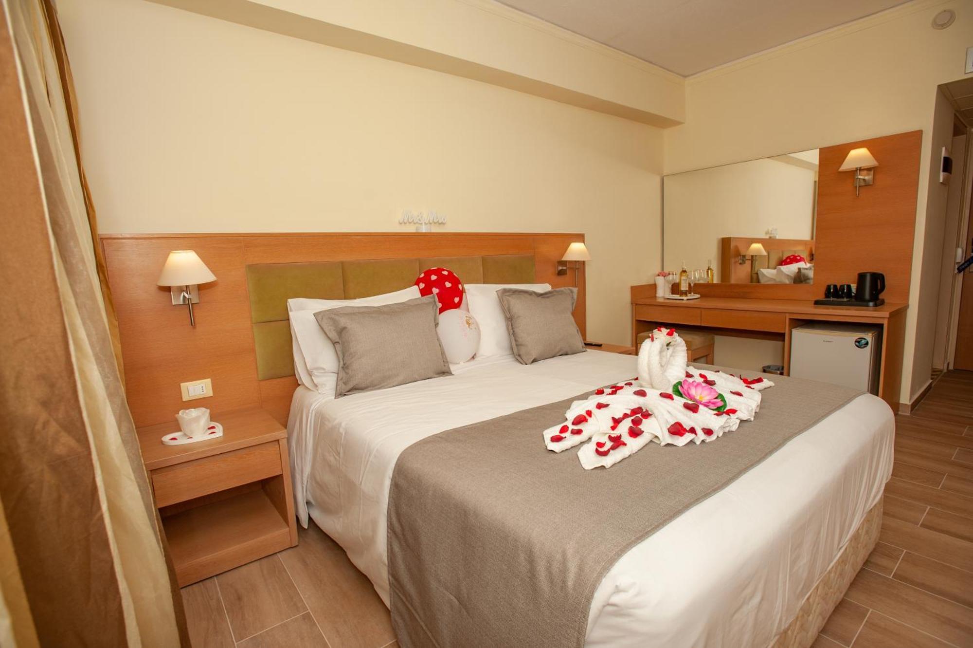 Rhodos Horizon Marina - Adults Only Hotel Rhodes City Eksteriør billede